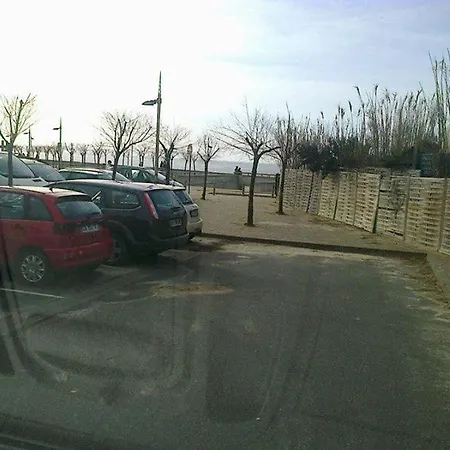 Central Campsite, No Tents Available Ferienhaus *